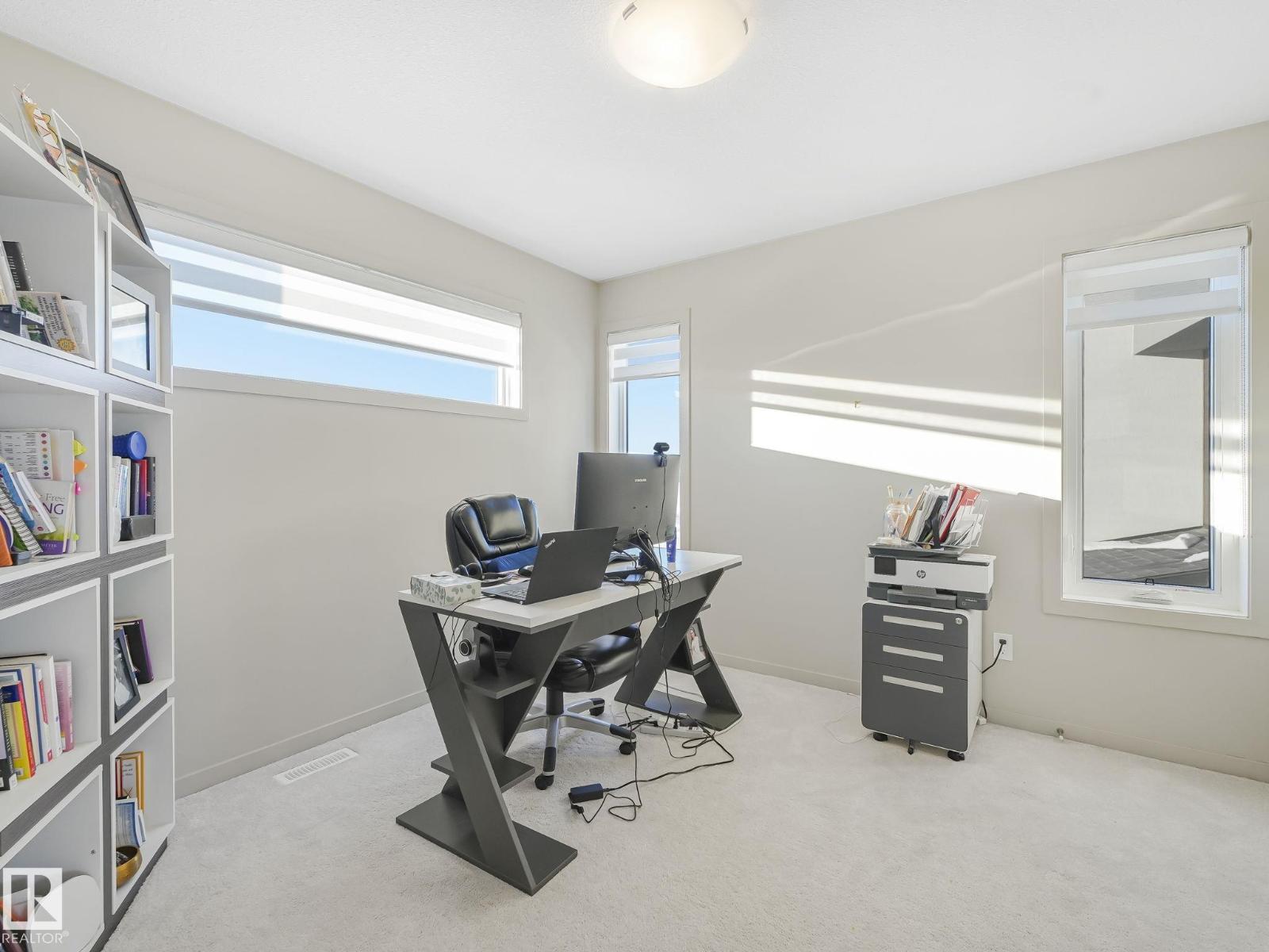 #14 50 EDINBURGH CRT - 25