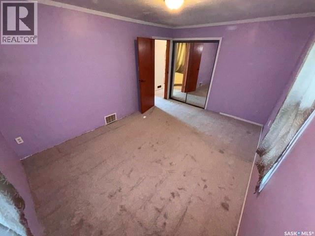 347 Ominica STREET W - Image 16