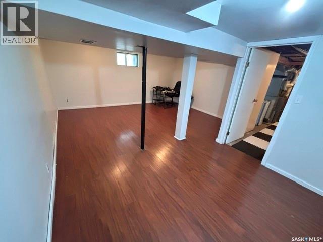 347 Ominica STREET W - 21