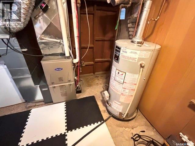 347 Ominica STREET W - Image 25