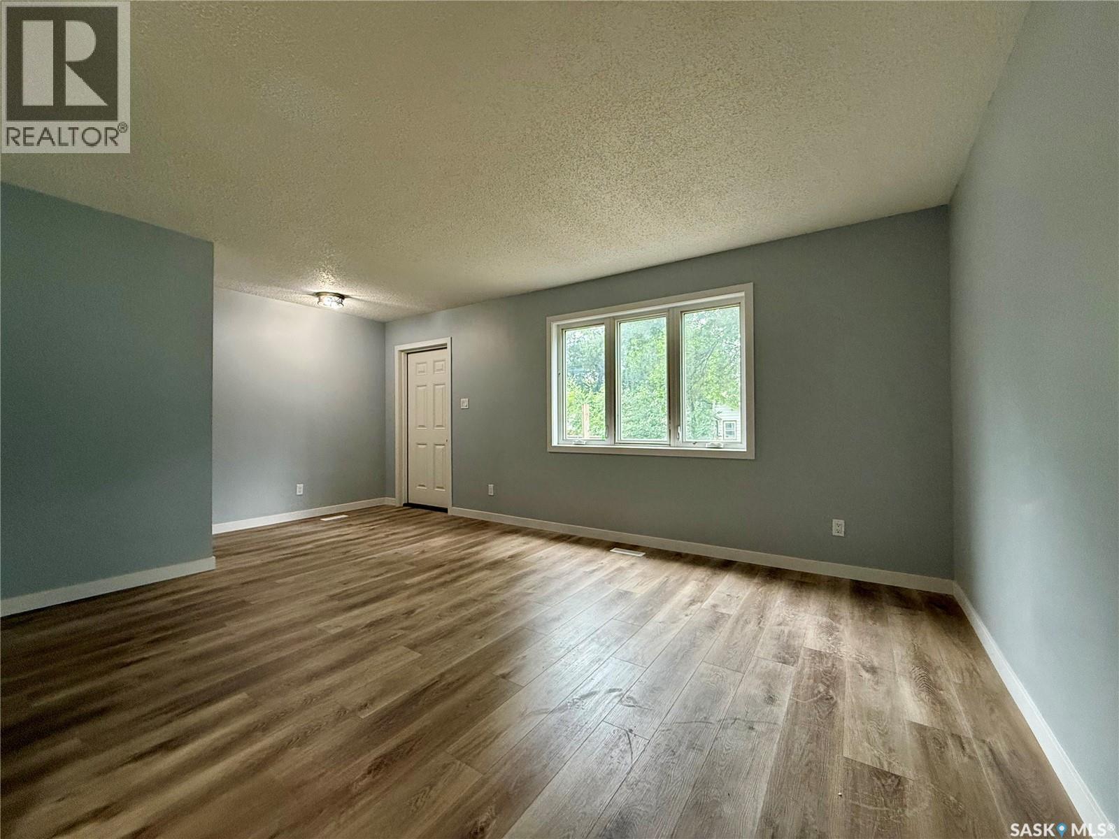 133 L AVENUE S, Saskatoon — photo 3