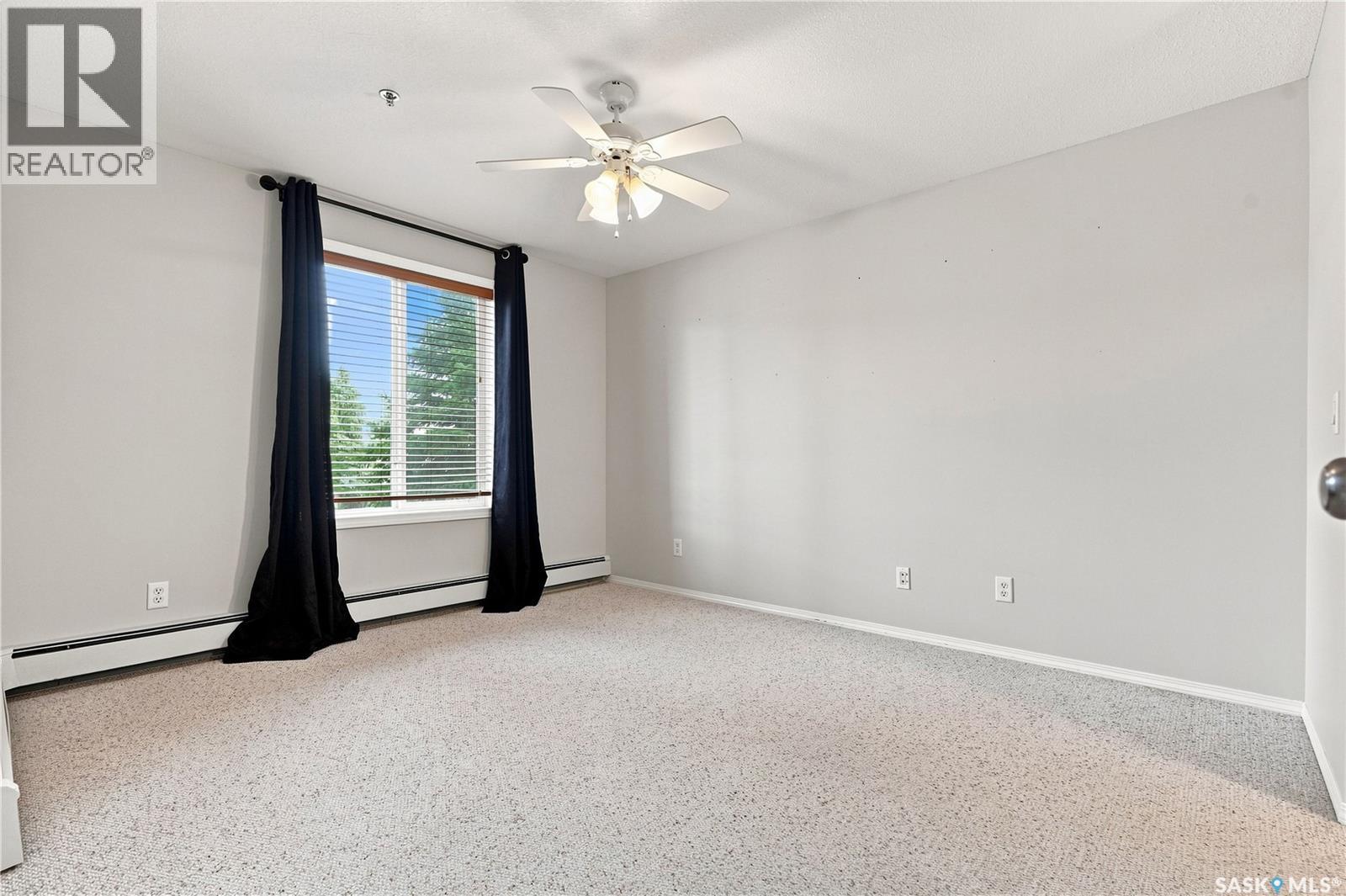 #209 215 LOWE ROAD - 18