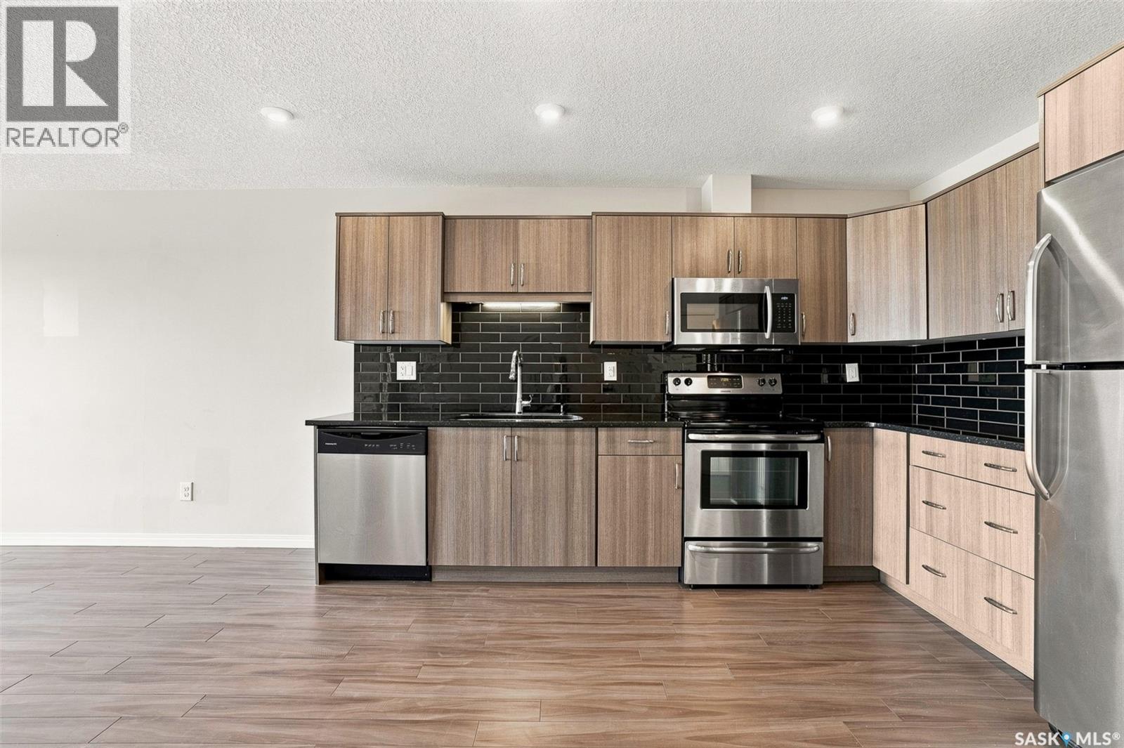 #320 915 Kristjanson ROAD - 5