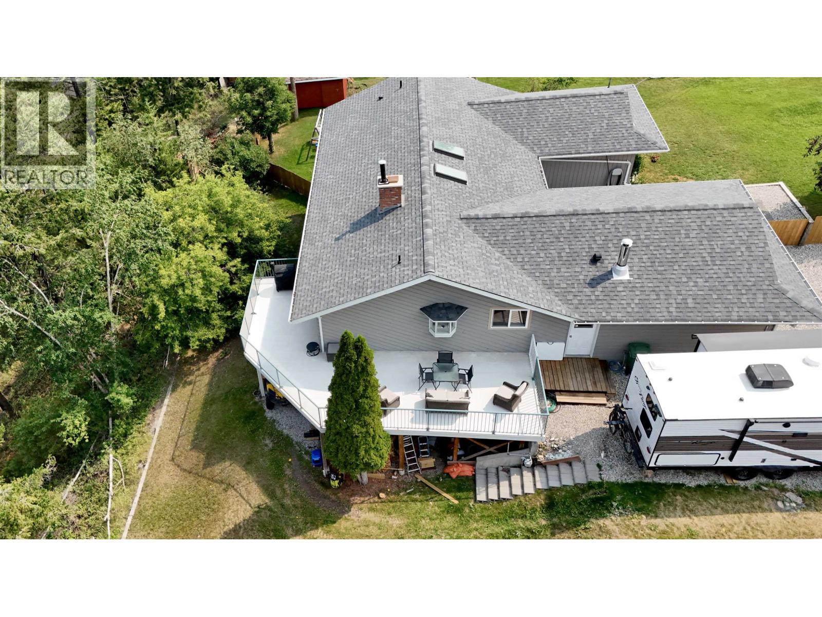 2116 S LAKESIDE DRIVE - 35