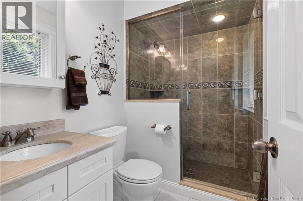 77 Gravenstein Street - Image 30