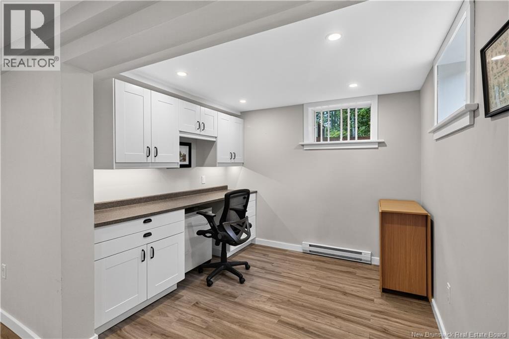 77 Gravenstein Street - Image 33