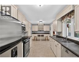 Primary Bedroom - 77 Gravenstein Street, New Maryland, NB E3C1B8 Photo 10
