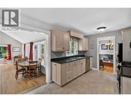 Family room - 77 Gravenstein Street, New Maryland, NB E3C1B8 Photo 12