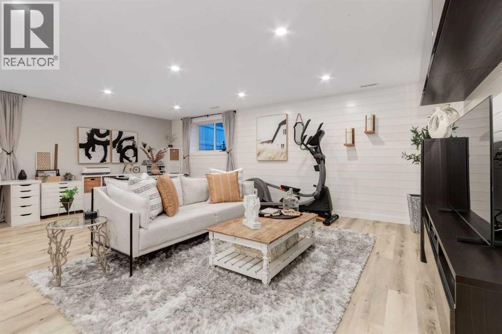 444 Evansglen Drive NW - Image 41