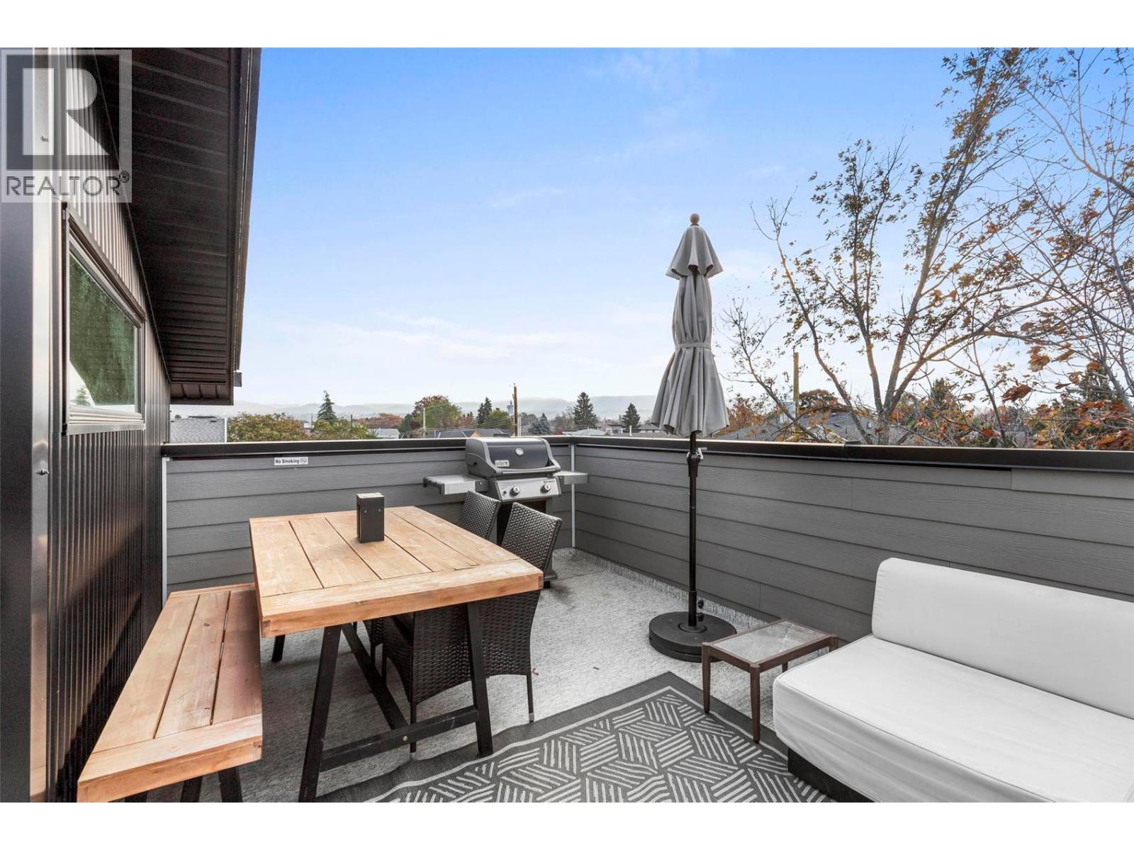 #4 745 Morrison Avenue - 18