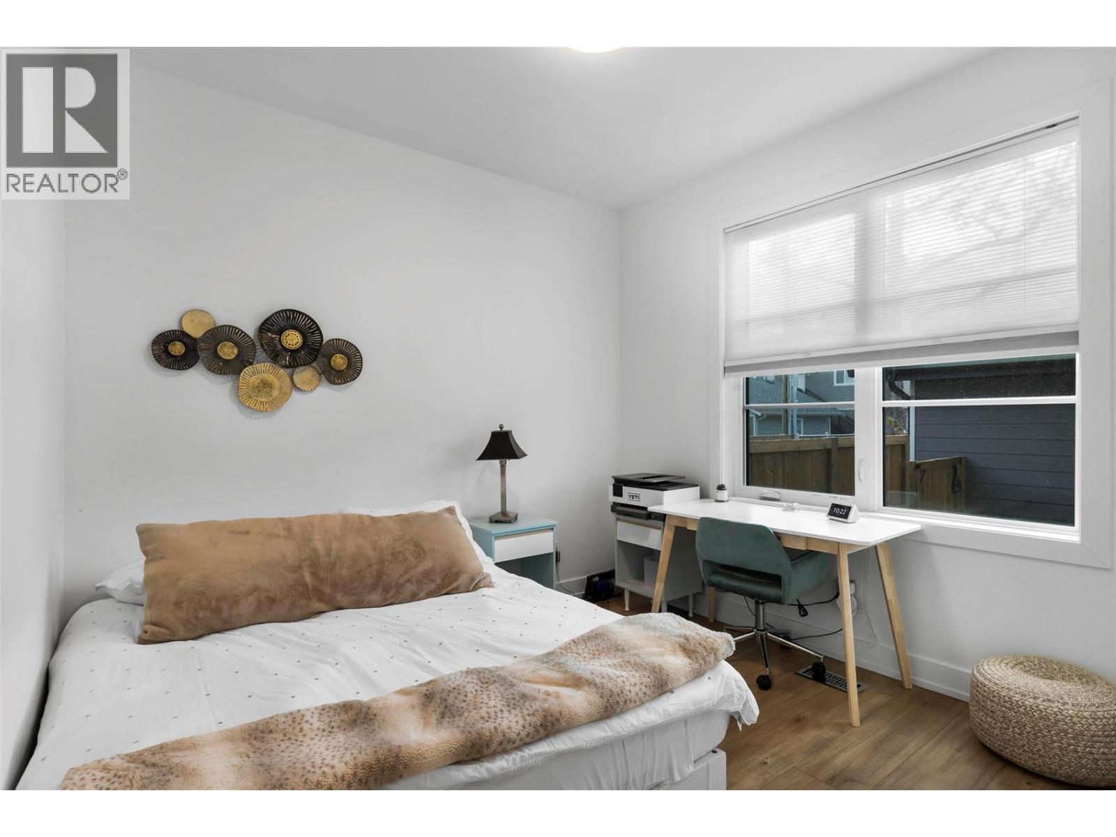 #4 745 Morrison Avenue - 19