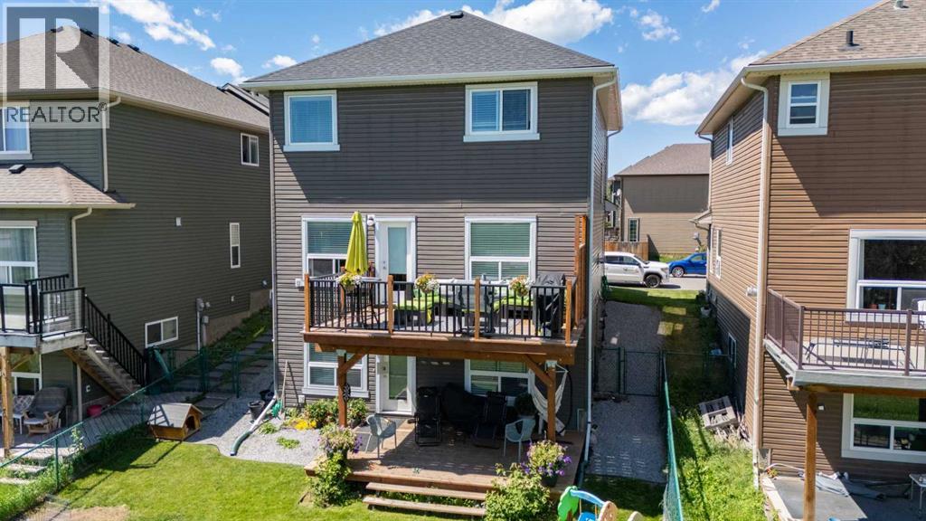 144 Everhollow Street SW - 7