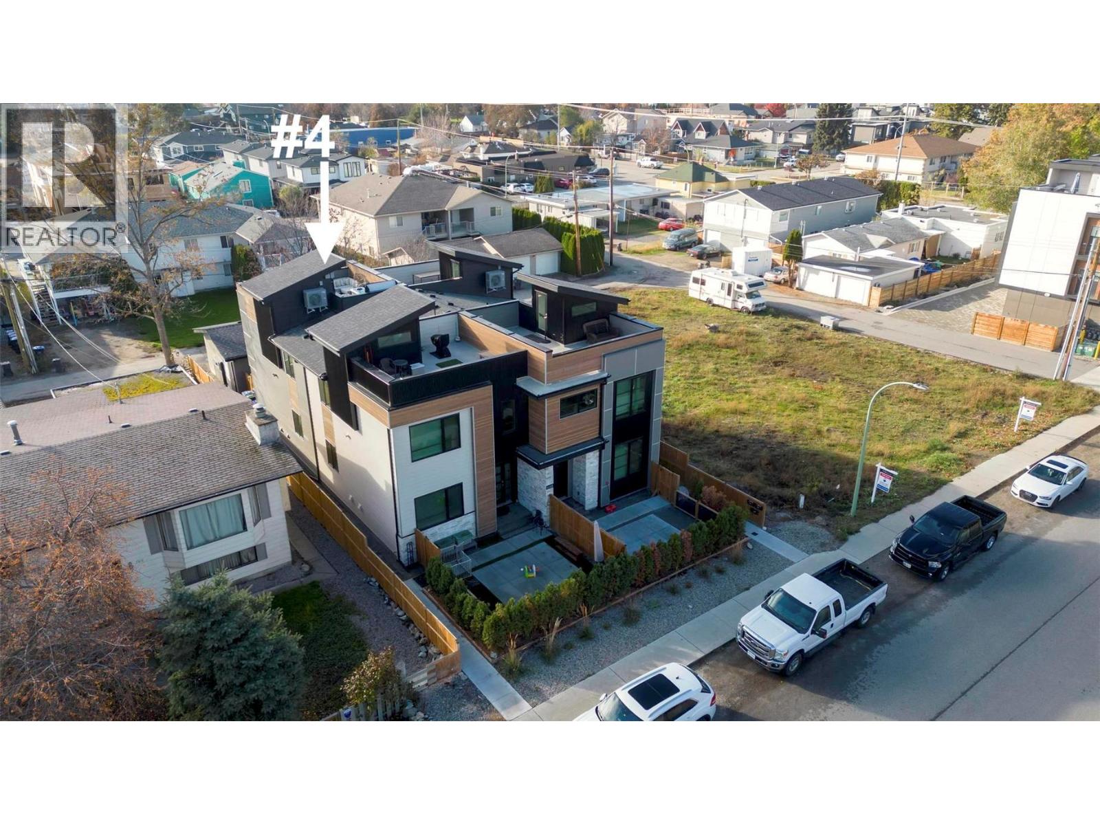 #4 745 Morrison Avenue - 6