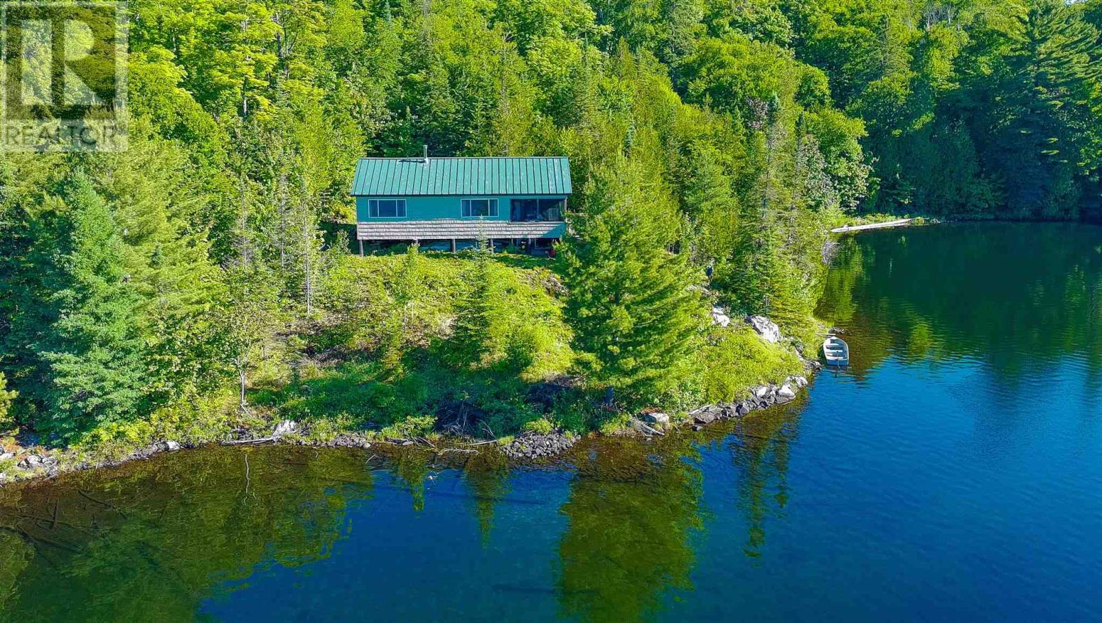 000 Saunders Lake - 4