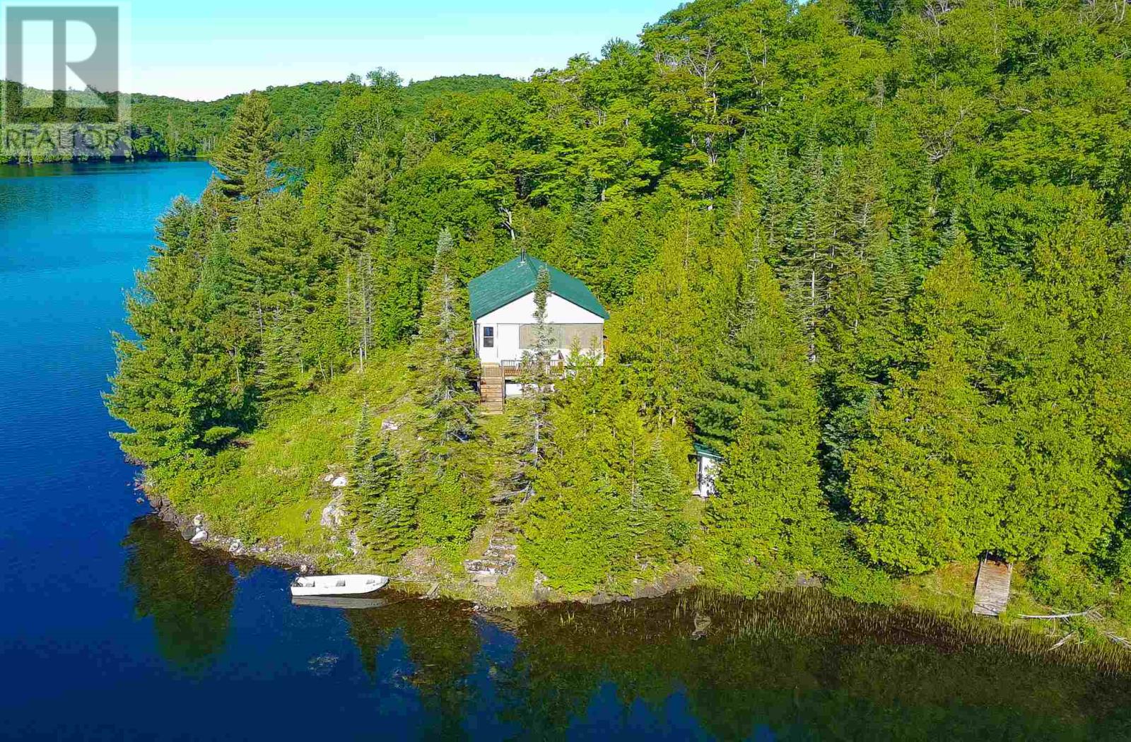 000 Saunders Lake - 1