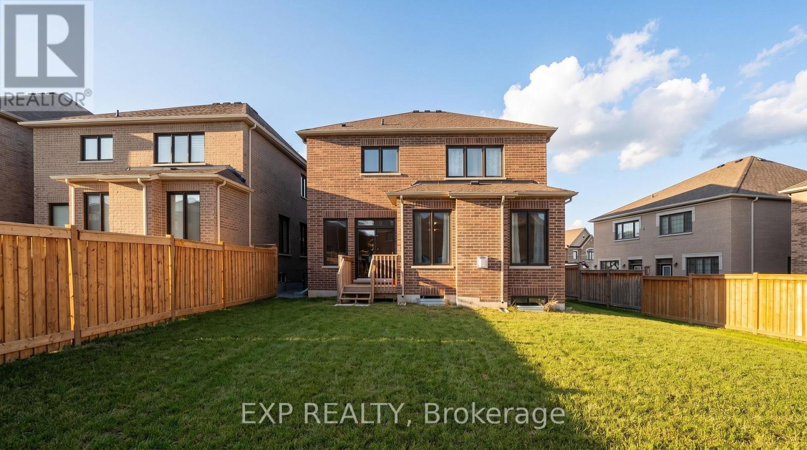 19 MEADOW VISTA CRESCENT - 36
