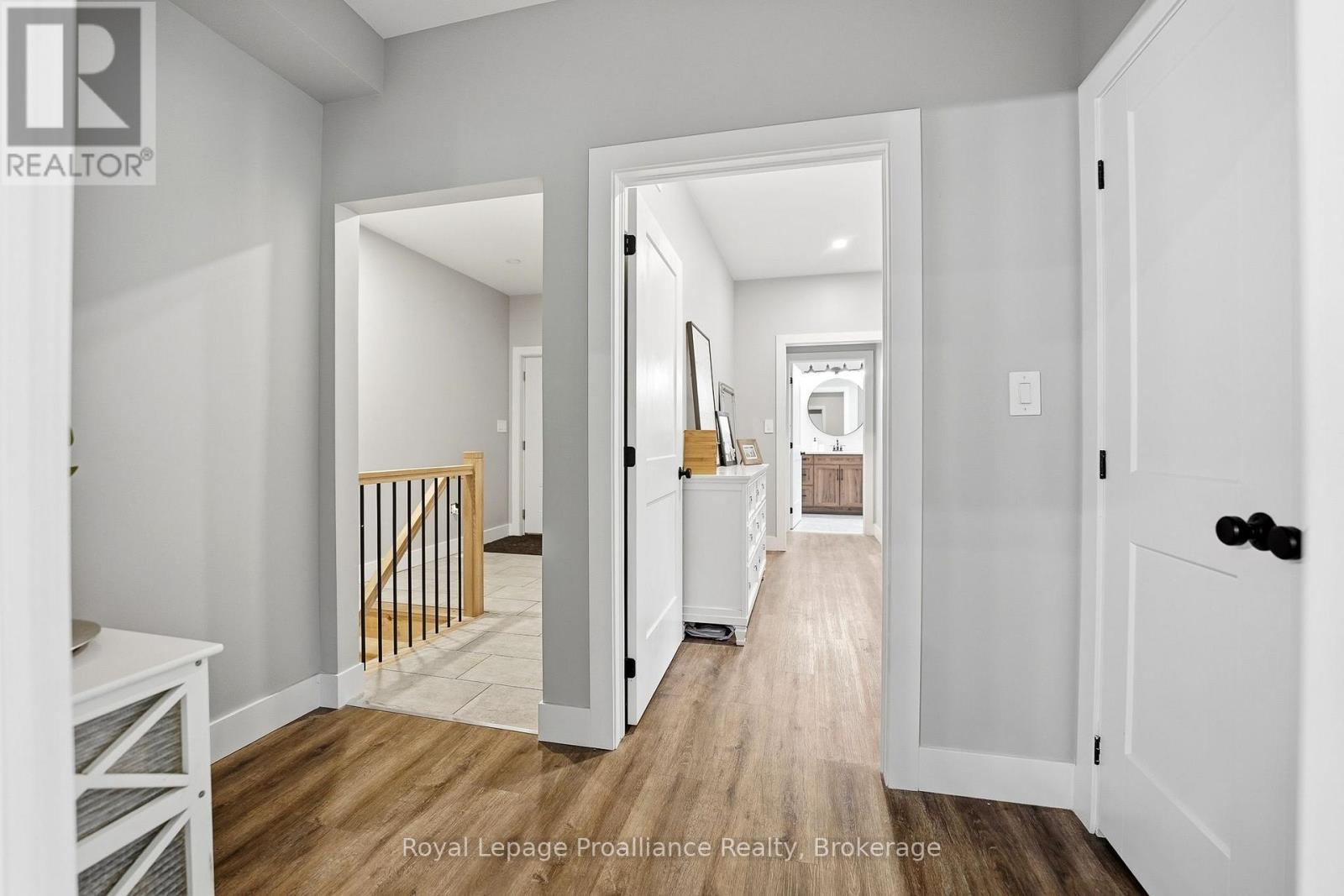 293 DOUGLAS ROAD - 19