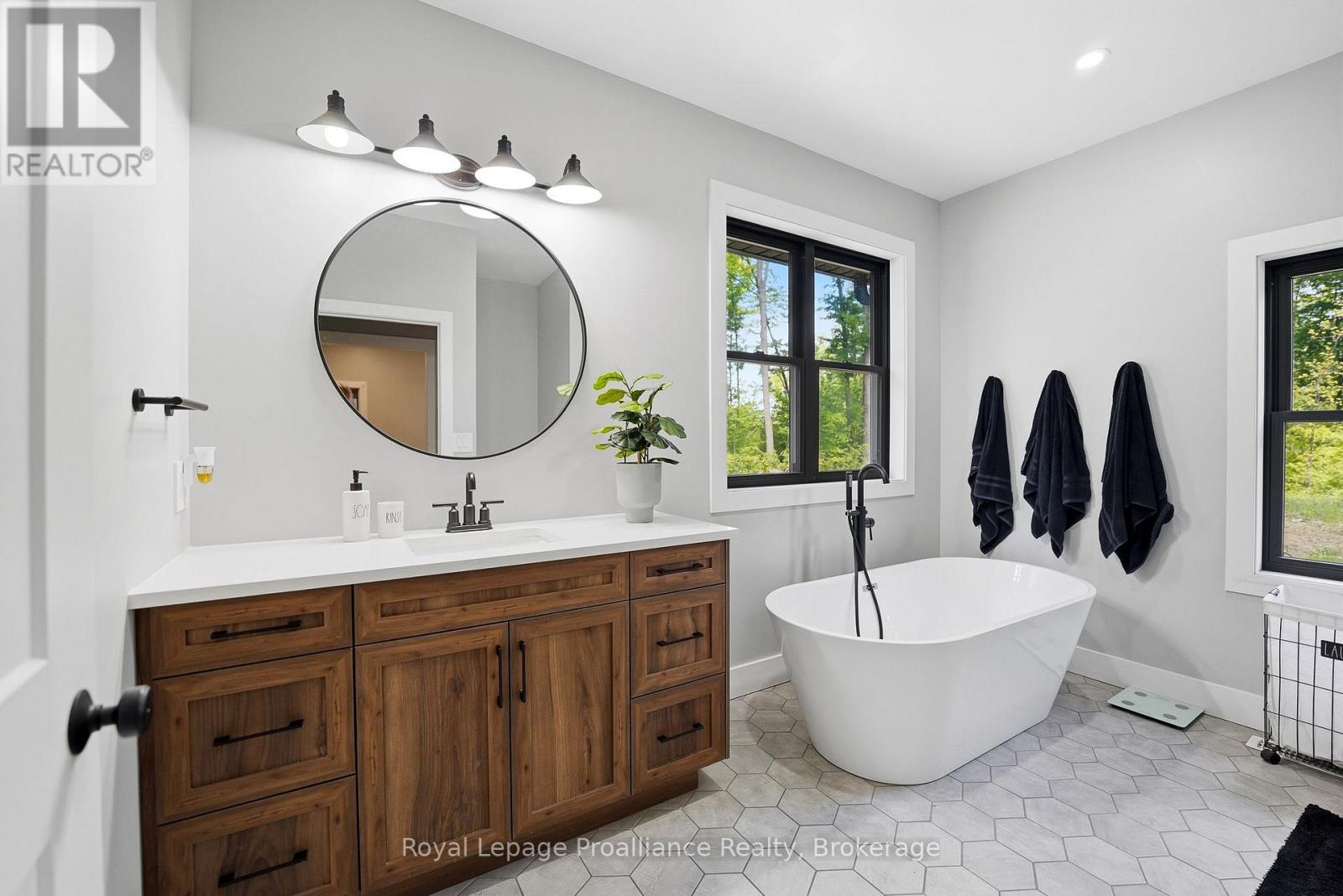 293 DOUGLAS ROAD - 22