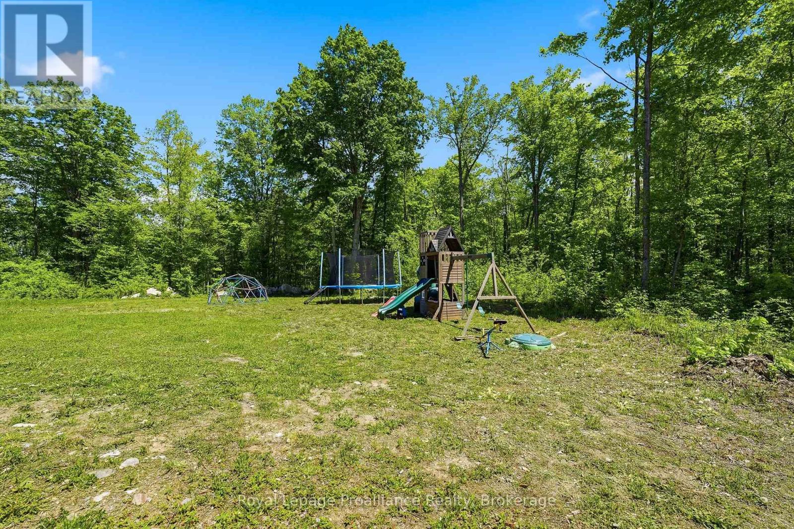 293 DOUGLAS ROAD - 41