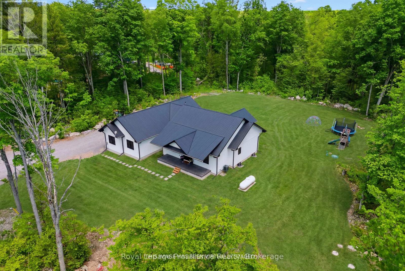 293 DOUGLAS ROAD - 45