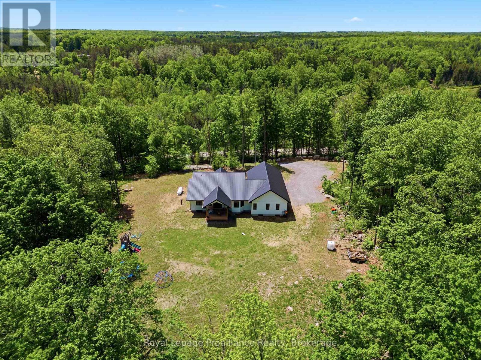 293 DOUGLAS ROAD - 47