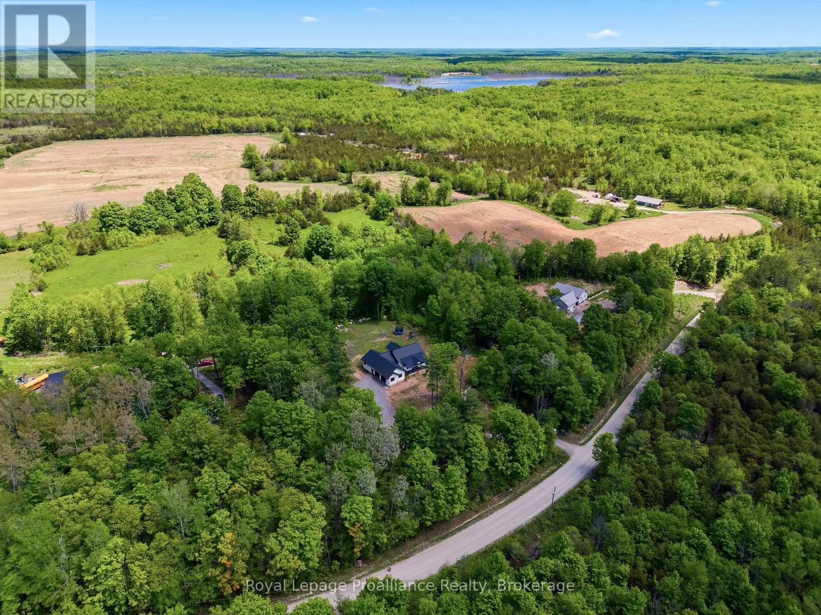 293 DOUGLAS ROAD - 49