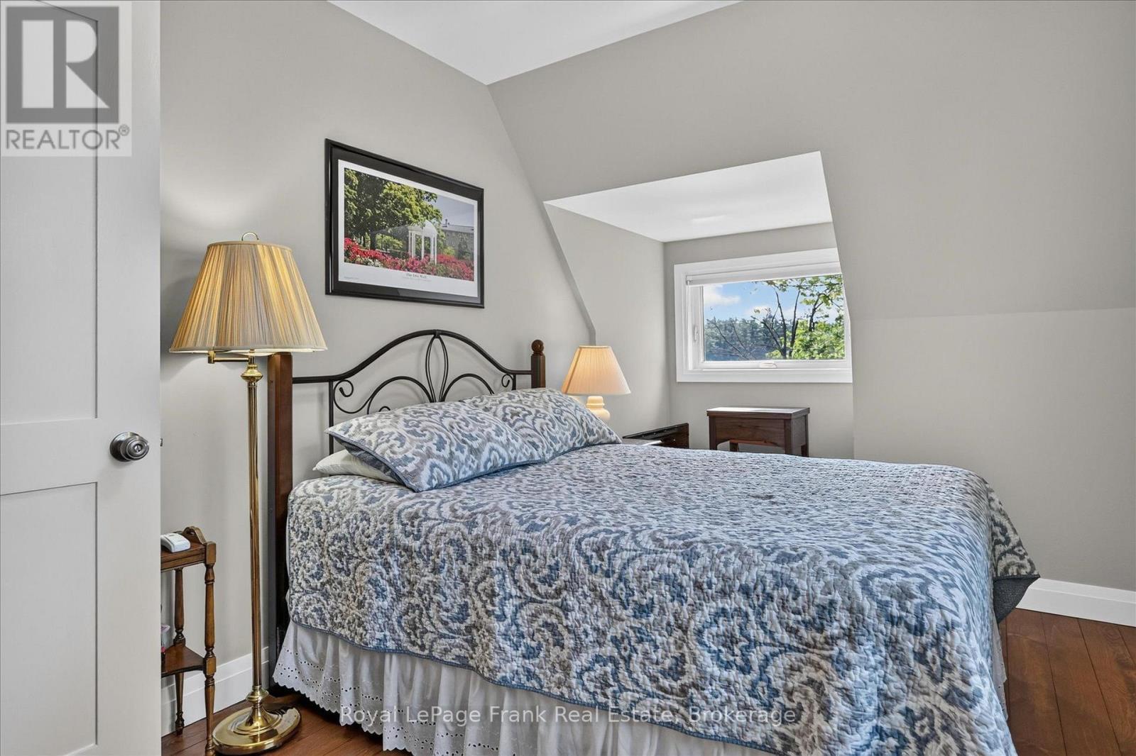 124 IRWIN DRIVE - Image 35