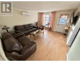 2 Cabot Road North thumbnail 11