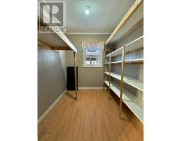2 Cabot Road North thumbnail 18