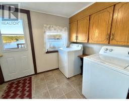 2 Cabot Road North thumbnail 22