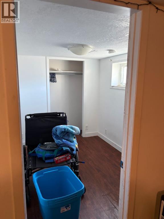 712 9 Avenue S - 7