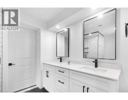 17 Church Street E, Delhi, ON N4B1T3 Photo 36