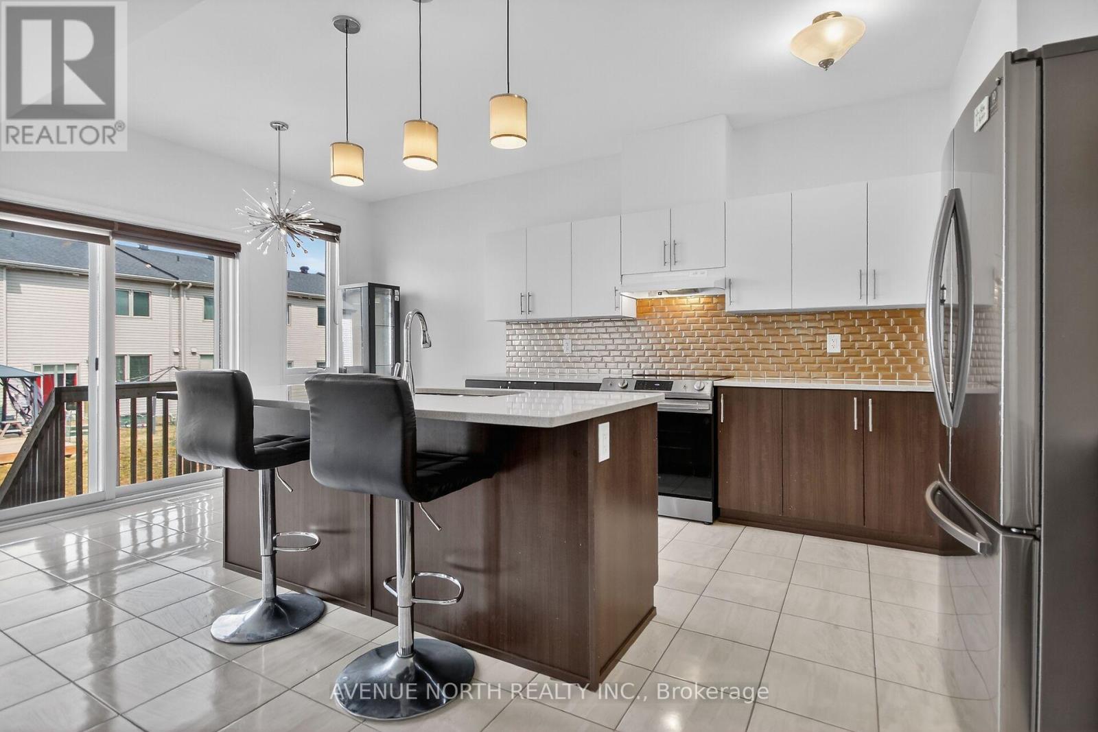110 DUN SKIPPER DRIVE - 18