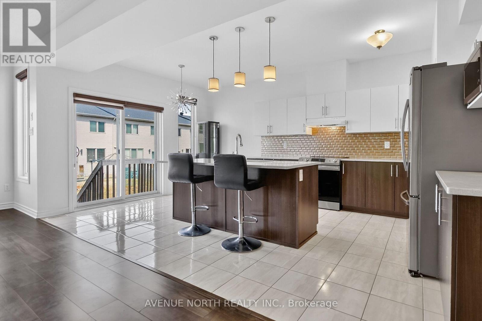 110 DUN SKIPPER DRIVE - 19