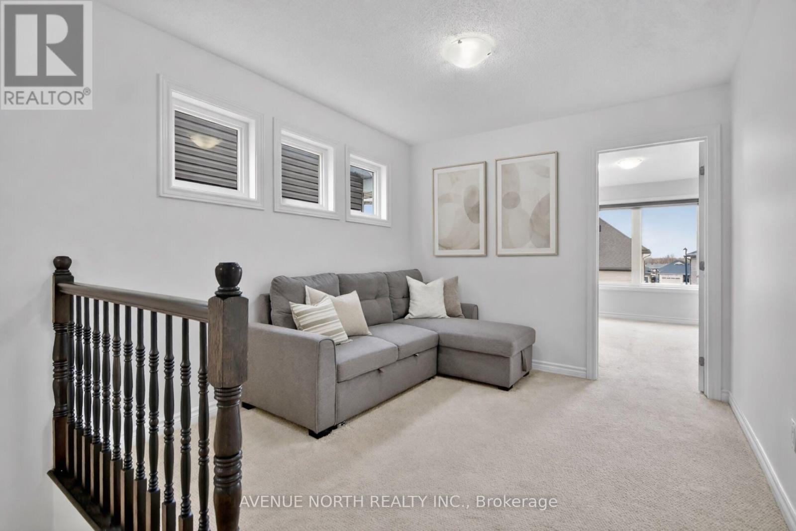 110 DUN SKIPPER DRIVE - 43
