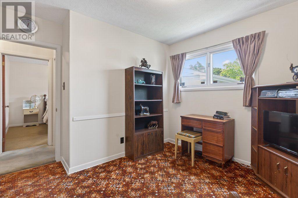 2184 MELFORT STREET - 22
