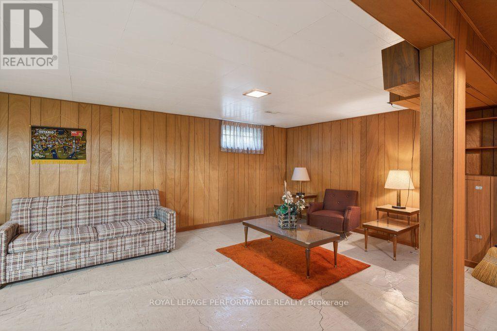 2184 MELFORT STREET - 27