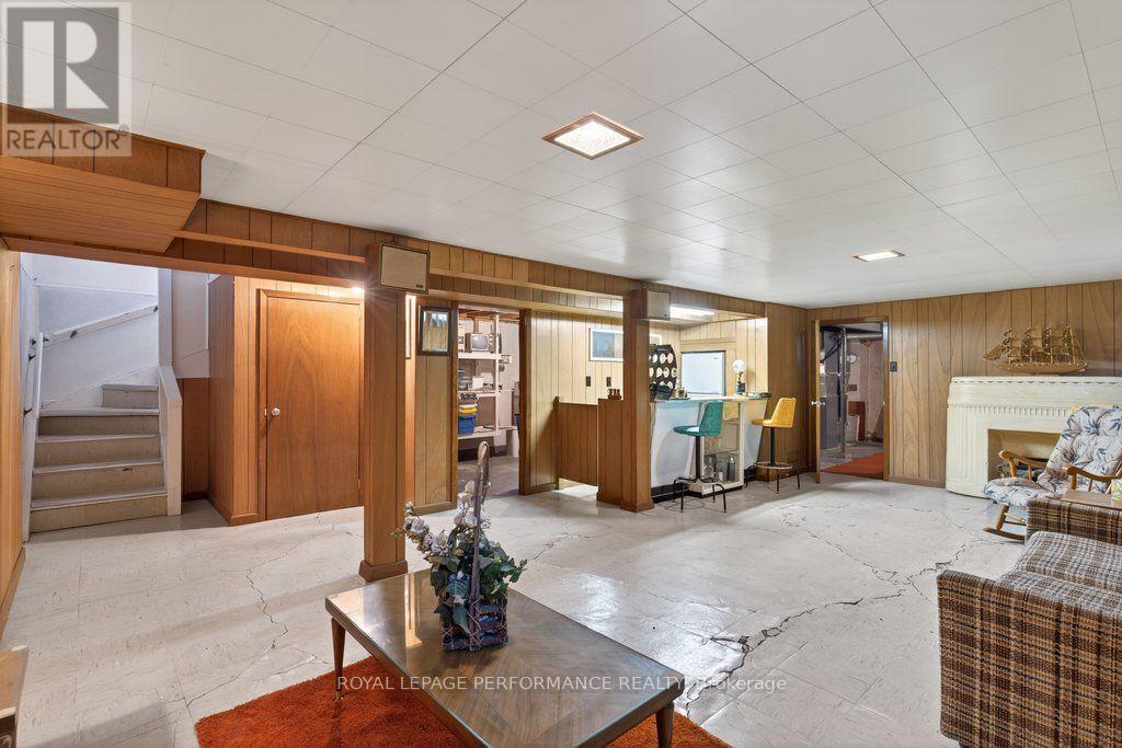 2184 MELFORT STREET - 29
