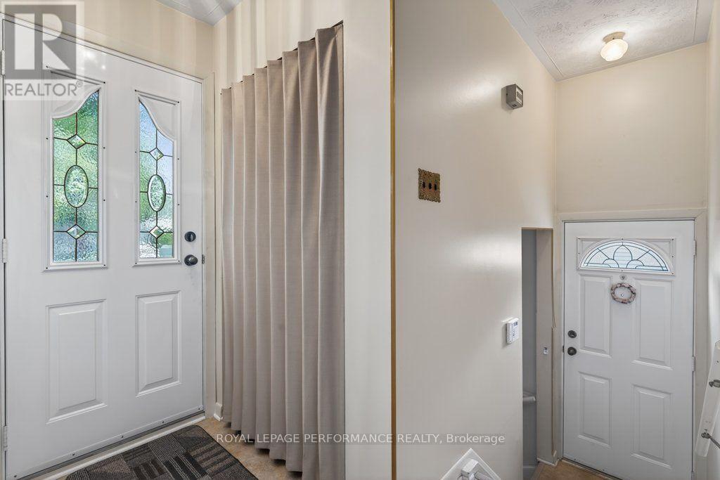 2184 MELFORT STREET - 3