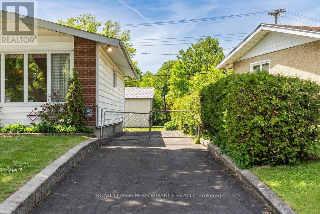 2184 MELFORT STREET - 31