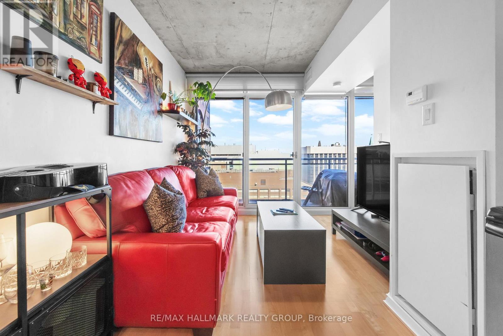 #1804 324 LAURIER AVENUE W - 13