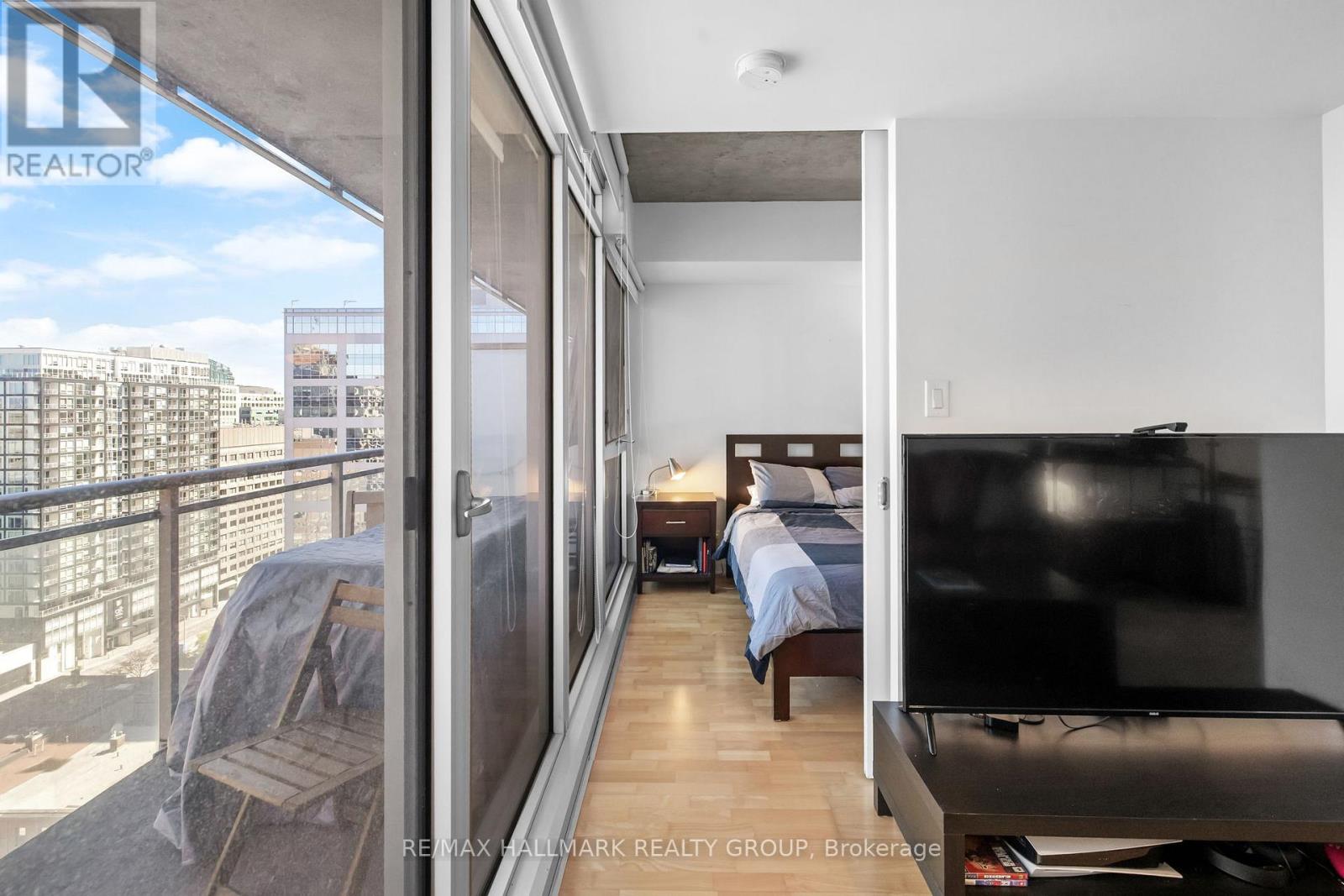 #1804 324 LAURIER AVENUE W - 16