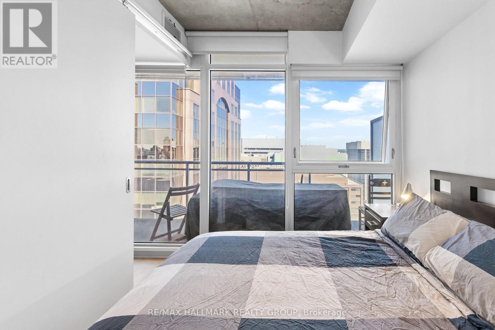 #1804 324 LAURIER AVENUE W - 19