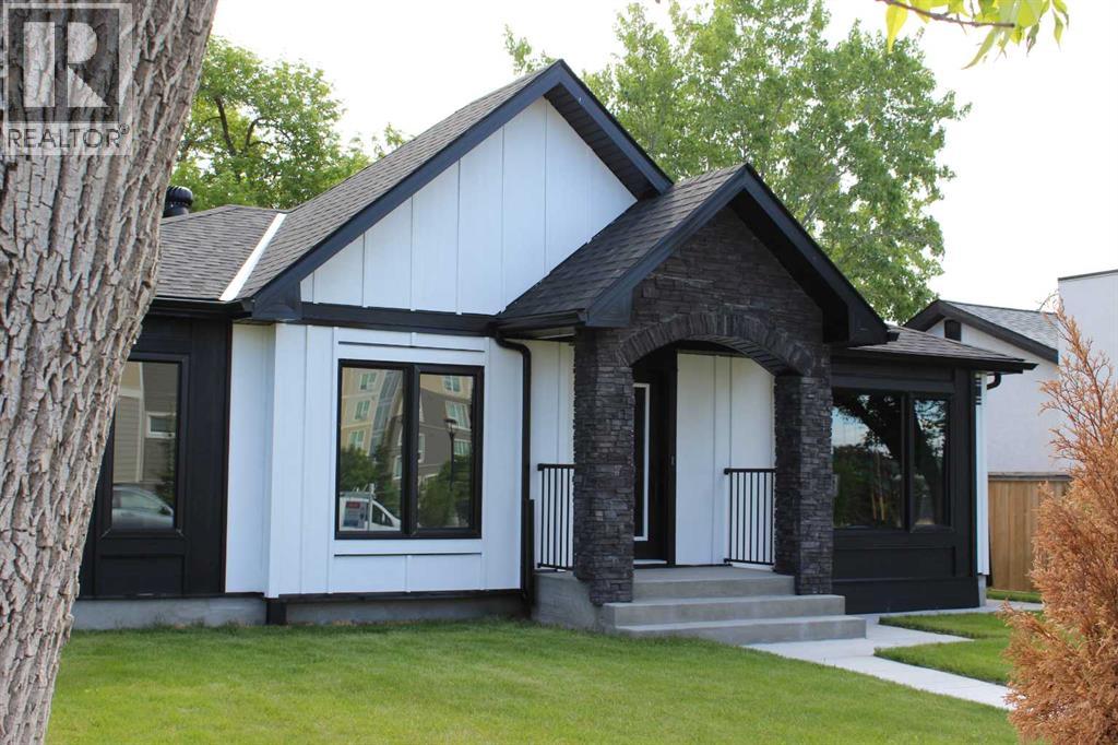 4940 45 Street SW - 47