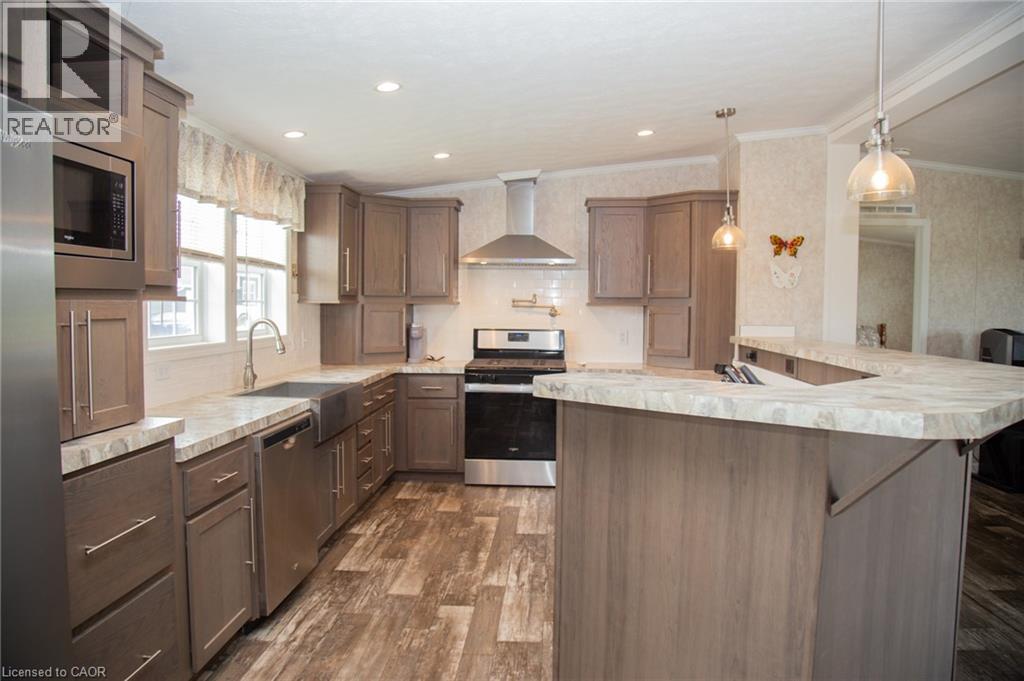 26 HICKORY Hollow - 17