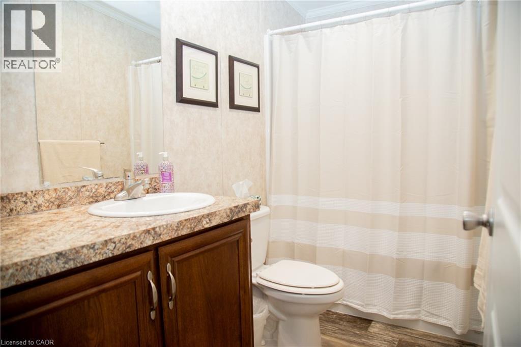 26 HICKORY Hollow - 36