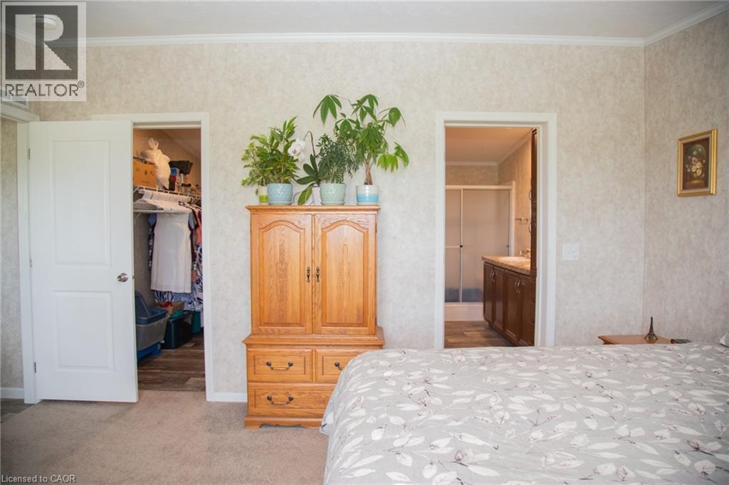 26 HICKORY Hollow - 26