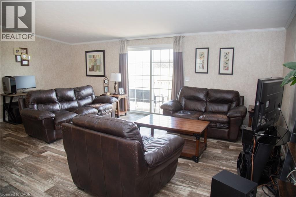 26 HICKORY Hollow - 12