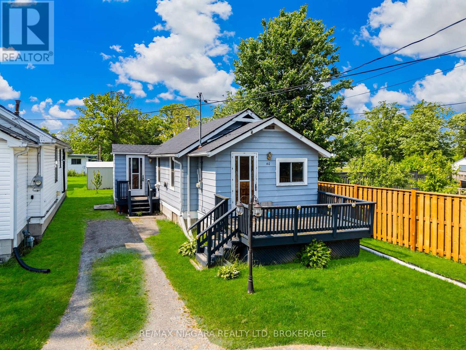 40 LONGTENT AVENUE - 1