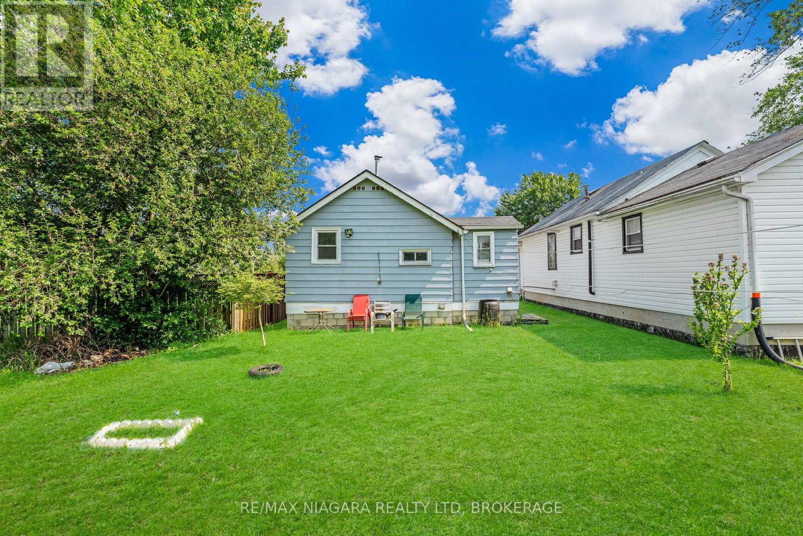 40 LONGTENT AVENUE - 21